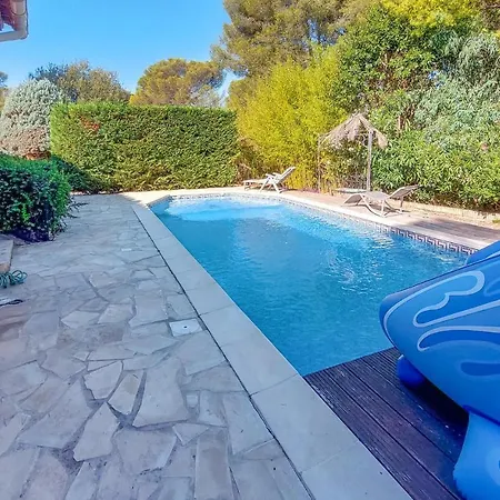 Stunning In Saint-raphal With Indoor Swimming Pool, Wifi And Private Swimming Pool