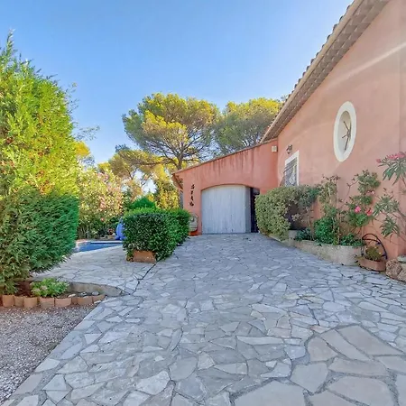 Tatil Evi Stunning In Saint-raphal With Indoor Swimming Pool, Wifi And Private Swimming Pool Saint-Raphaël